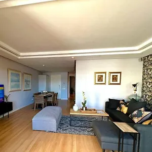 Apartment Parama 003 Secure, Luxurious Waterfront, Cape Town